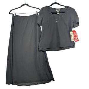 After Dark Black Beaded V Neck Short Sleeve Sheer Overlay Skirt 2 Piece Size 10